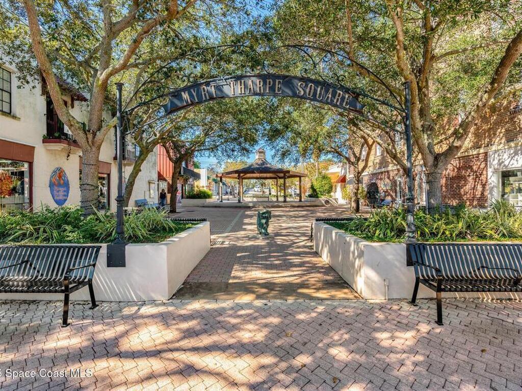 102 Riverside Drive, Cocoa, FL 32922