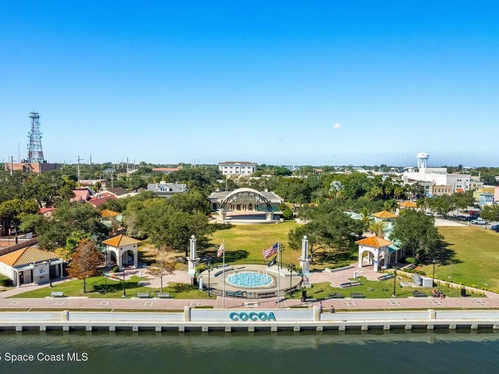 102 Riverside Drive, Cocoa, FL 32922