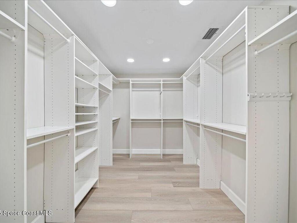 225 Hedgecock Court, Satellite Beach, FL 32937