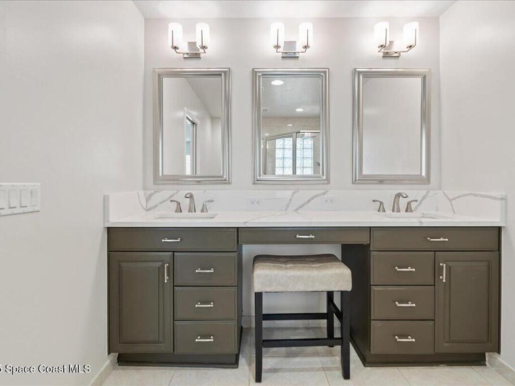 225 Hedgecock Court, Satellite Beach, FL 32937