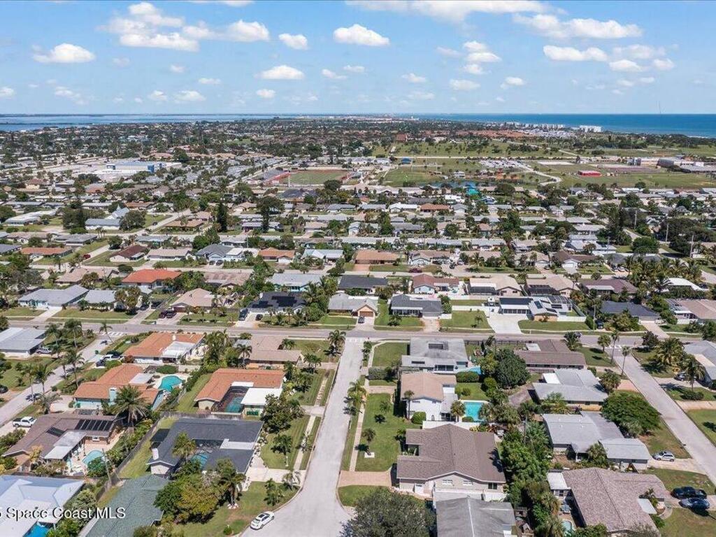 225 Hedgecock Court, Satellite Beach, FL 32937