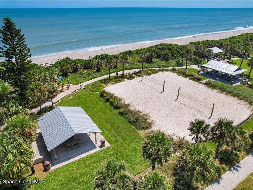 225 Hedgecock Court, Satellite Beach, FL 32937