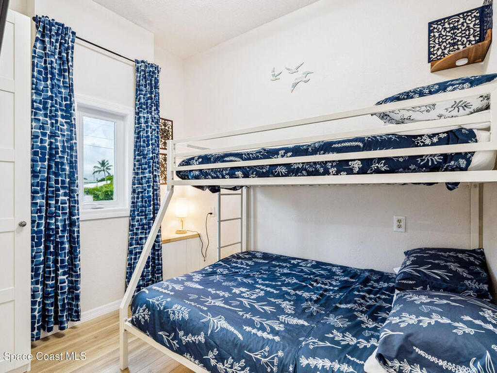 933 S Atlantic Avenue, Cocoa Beach, FL 32931