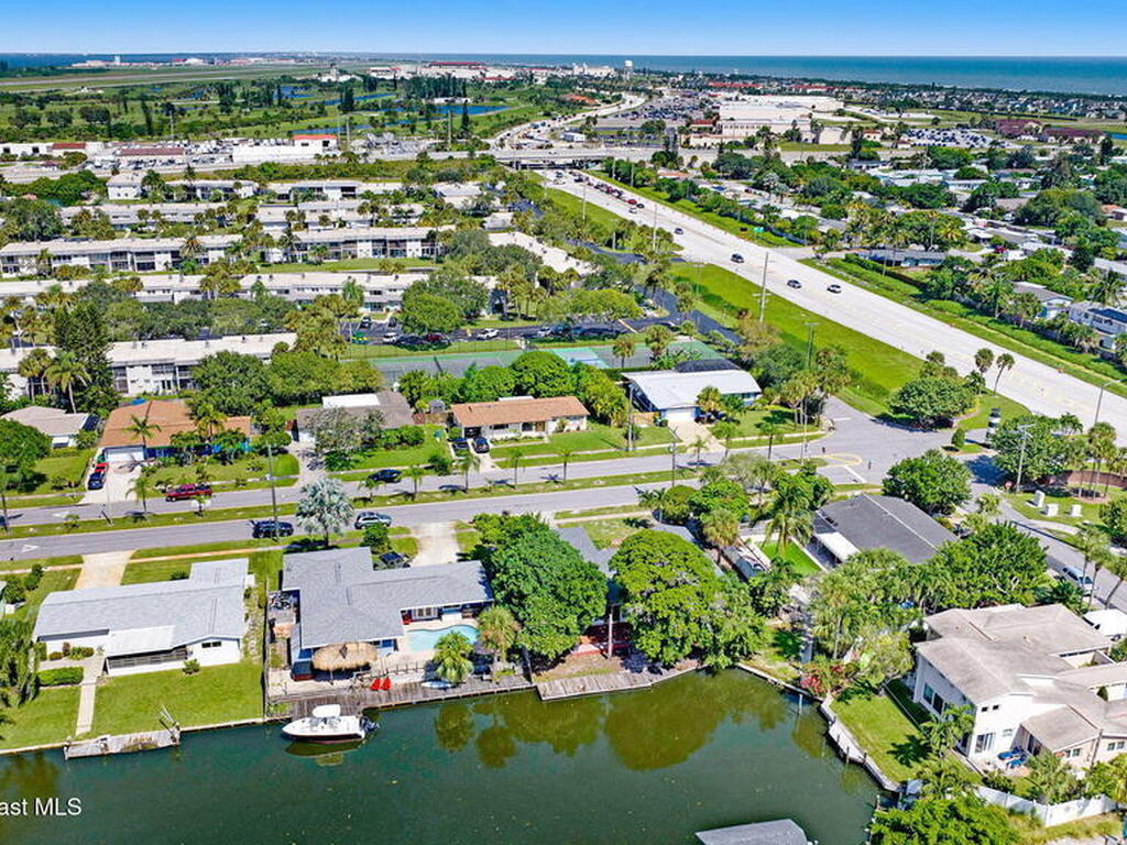 406 Skylark Boulevard, Satellite Beach, FL 32937