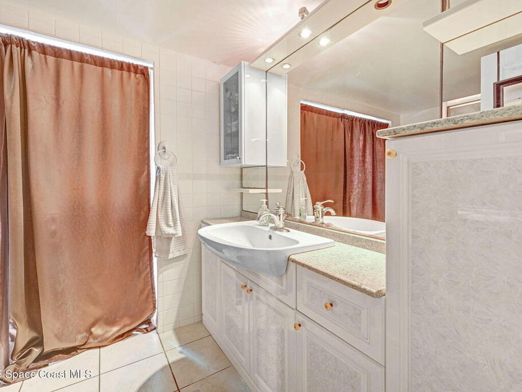 406 Skylark Boulevard, Satellite Beach, FL 32937