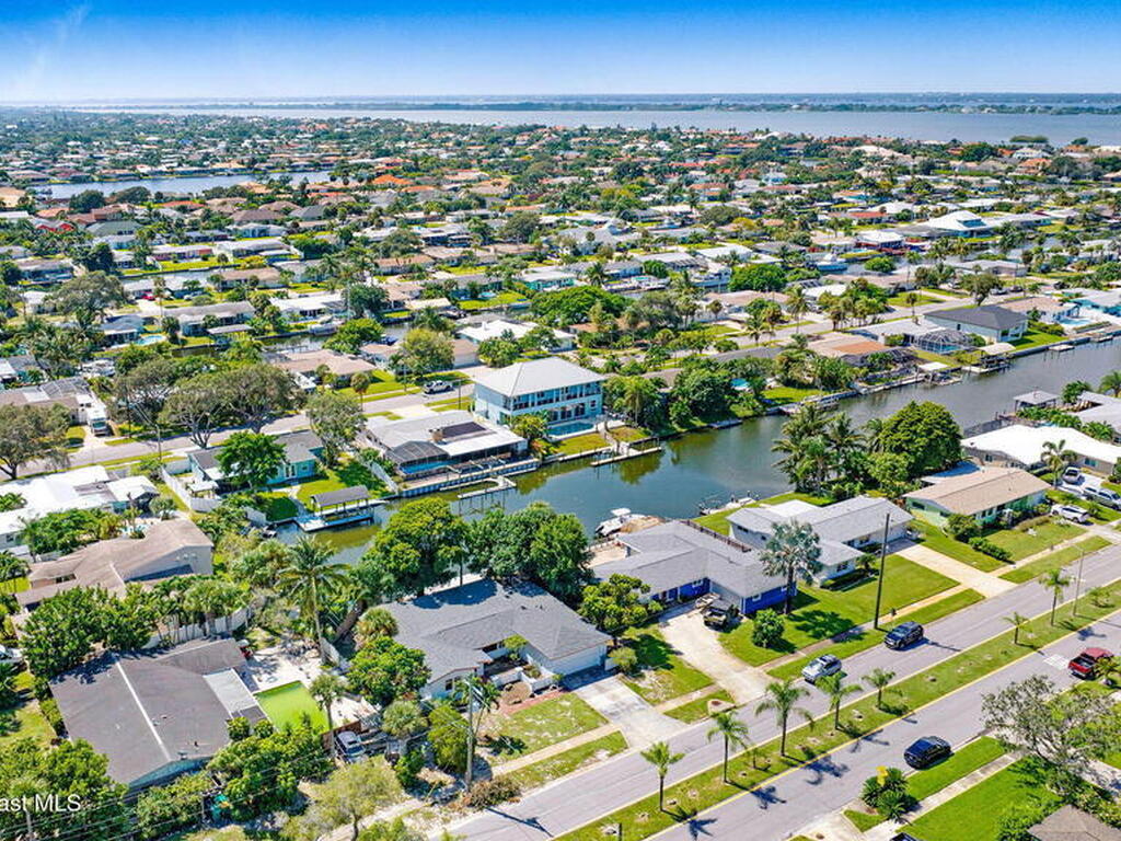 406 Skylark Boulevard, Satellite Beach, FL 32937