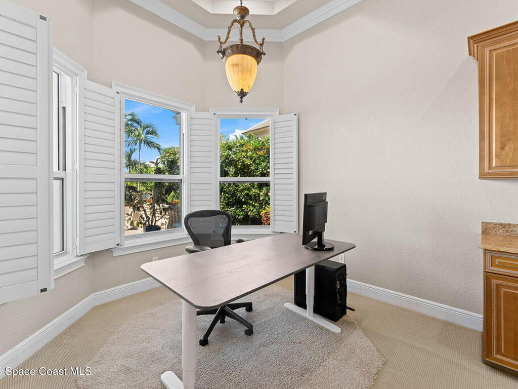 327 Lansing Island Drive, Indian Harbour Beach, FL 32937