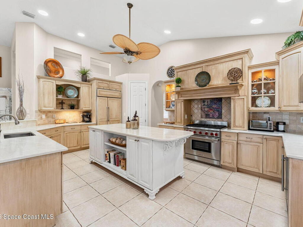 6301 Portofino Lane, Melbourne, FL 32940