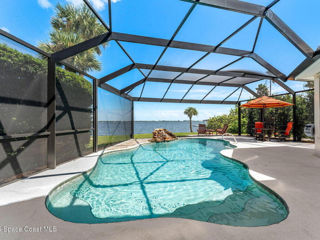 6301 Portofino Lane, Melbourne, FL 32940