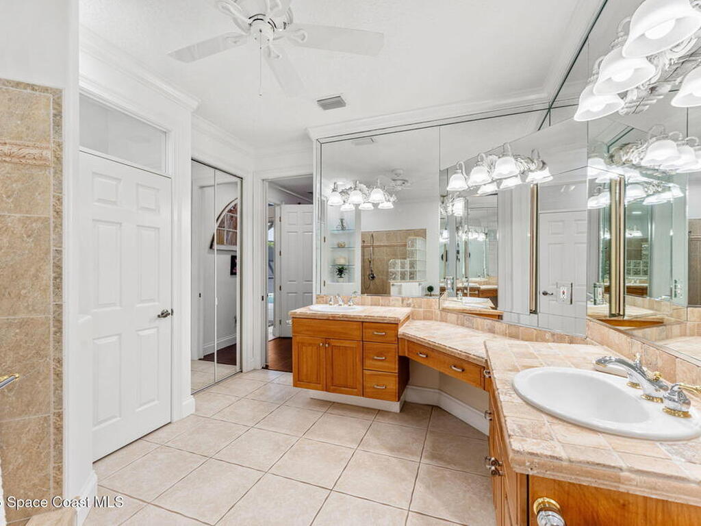 6301 Portofino Lane, Melbourne, FL 32940