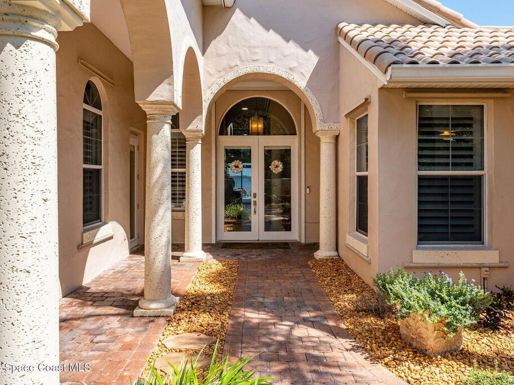 6301 Portofino Lane, Melbourne, FL 32940