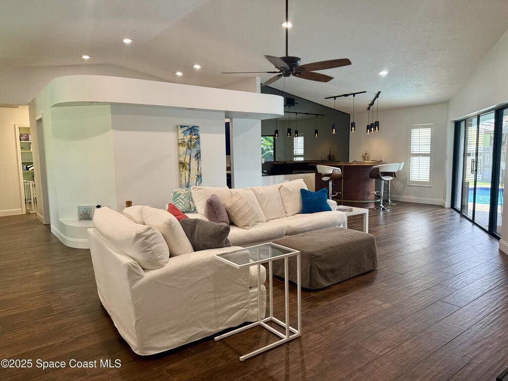 502 Bay Circle, Indian Harbour Beach, FL 32937