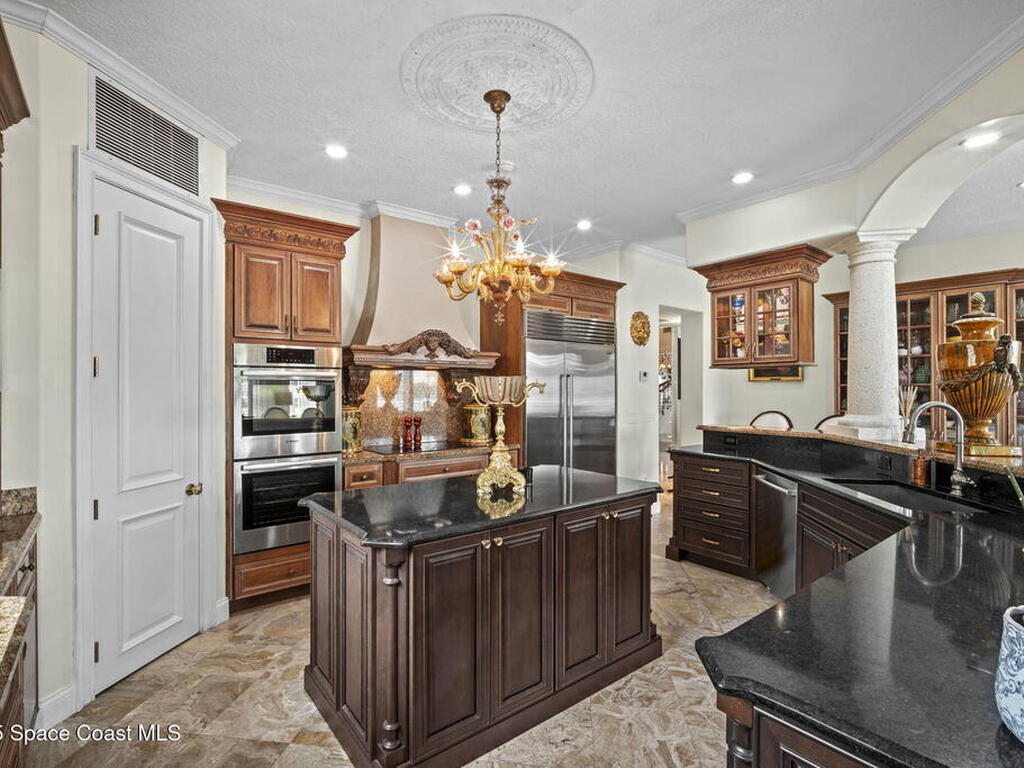 142 Lansing Island Drive, Indian Harbour Beach, FL 32937