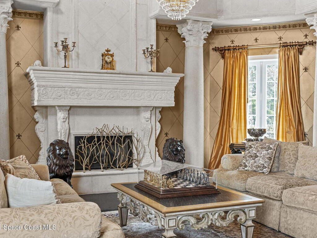 142 Lansing Island Drive, Indian Harbour Beach, FL 32937