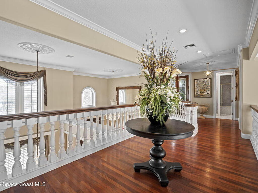 142 Lansing Island Drive, Indian Harbour Beach, FL 32937