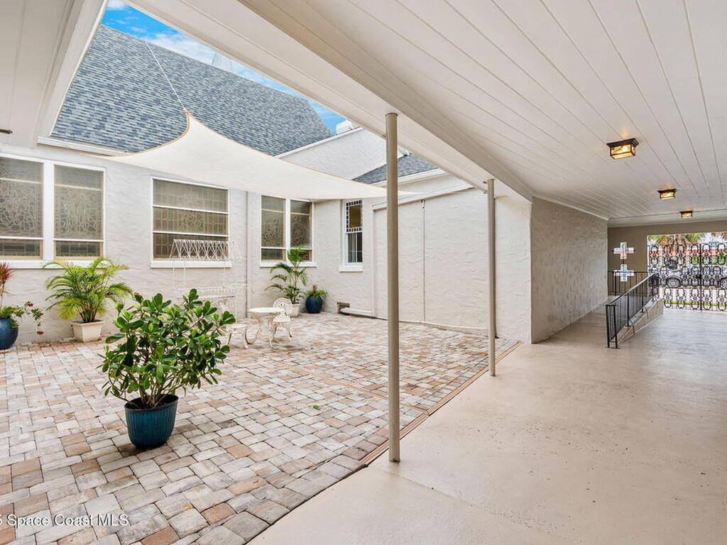 1824 S Harbor City Boulevard, Melbourne, FL 32901