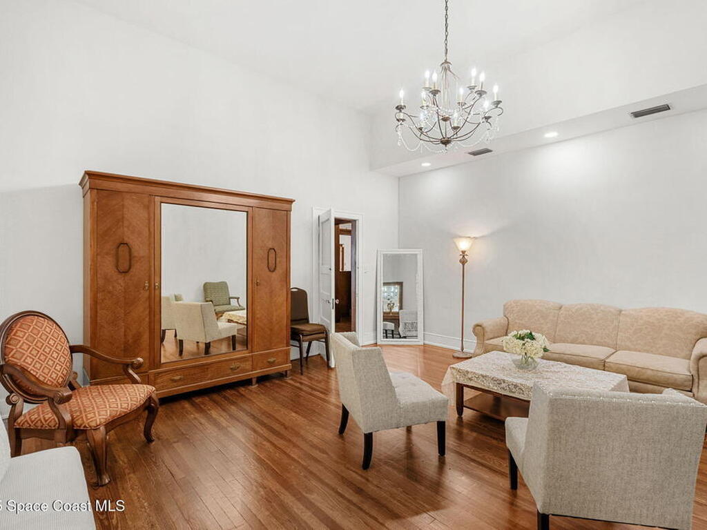 1824 S Harbor City Boulevard, Melbourne, FL 32901