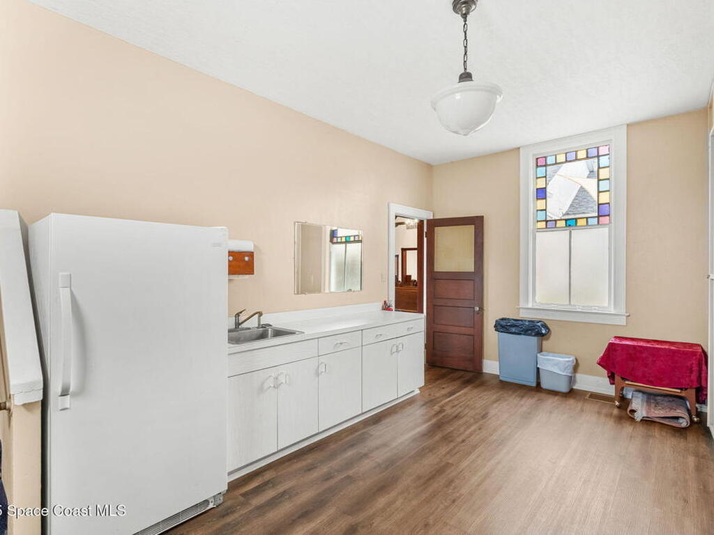 1824 S Harbor City Boulevard, Melbourne, FL 32901