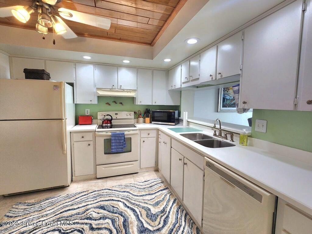 995 N Highway A1a, Indialantic, FL 32903