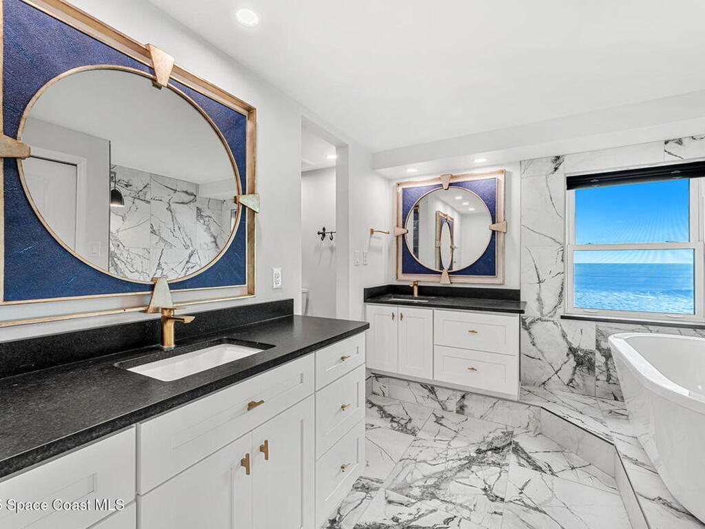 995 N Highway A1A, Indialantic, FL 32903