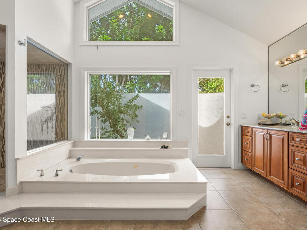 608 Veracruz Boulevard, Indialantic, FL 32903