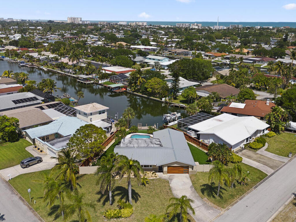 931 S Fourth Street, Cocoa Beach, FL 32931