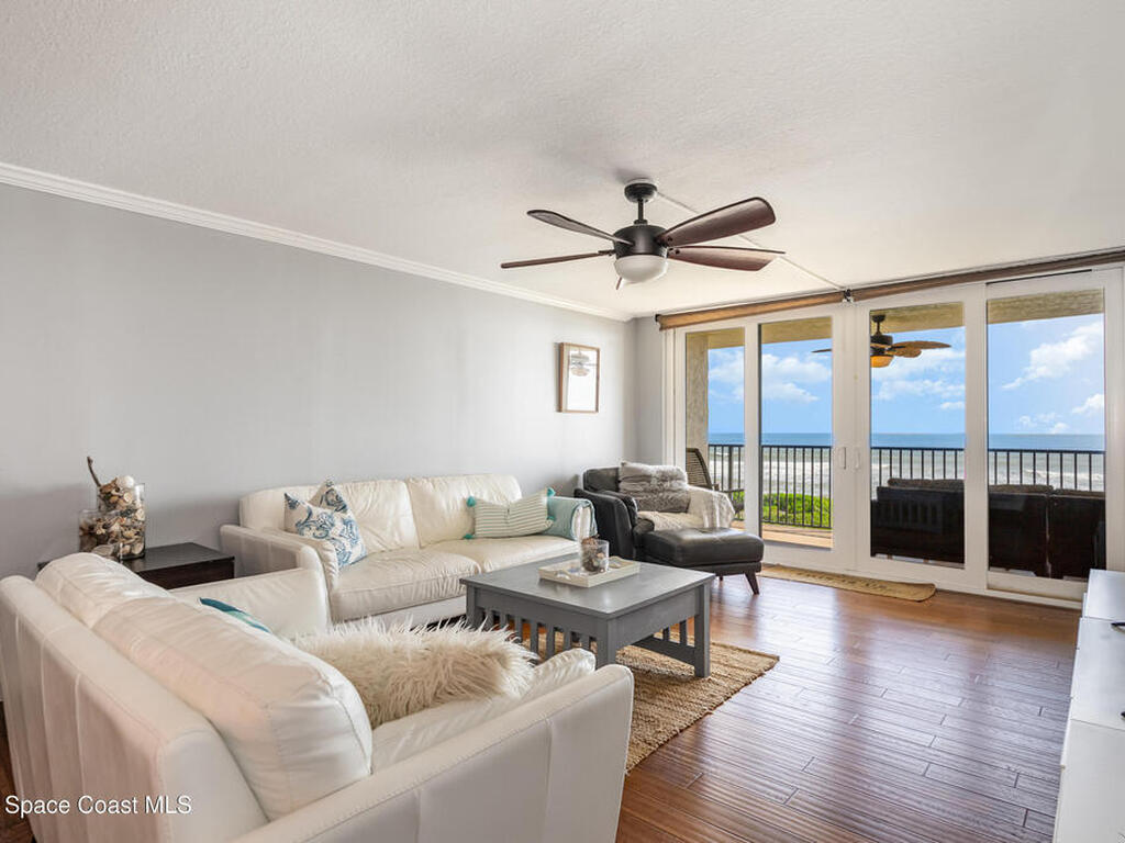 2815 S Atlantic Avenue, Cocoa Beach, FL 32931