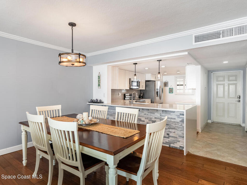 2815 S Atlantic Avenue, Cocoa Beach, FL 32931