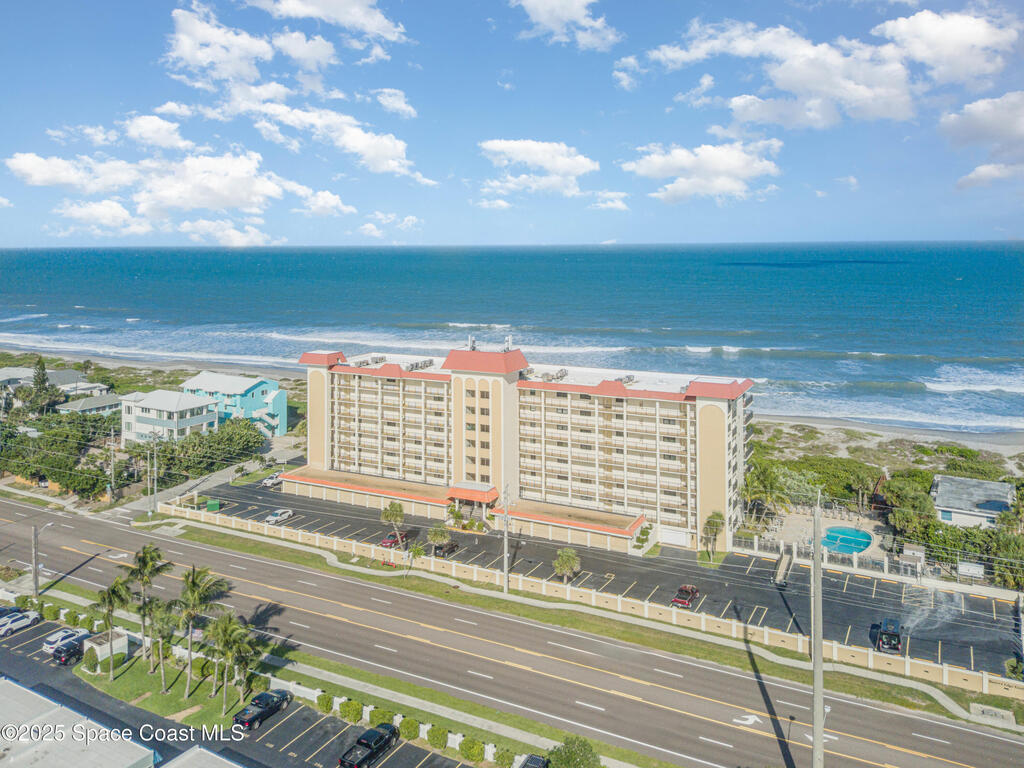 2815 S Atlantic Avenue, Cocoa Beach, FL 32931