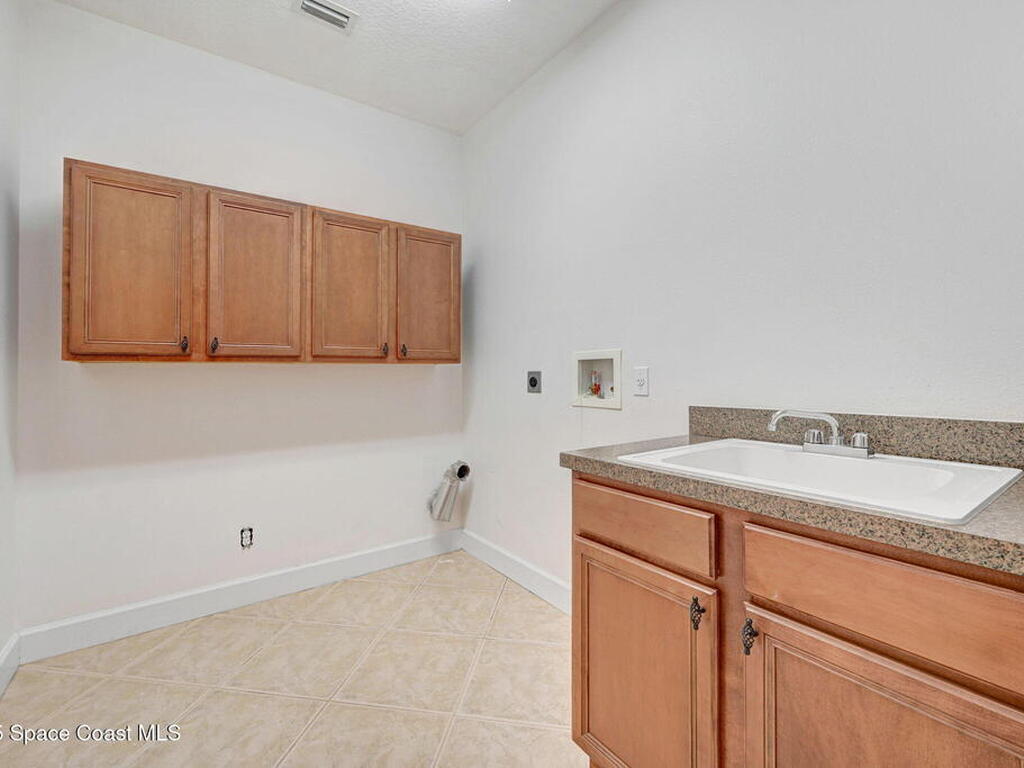 696 Palos Verde Drive, Satellite Beach, FL 32937