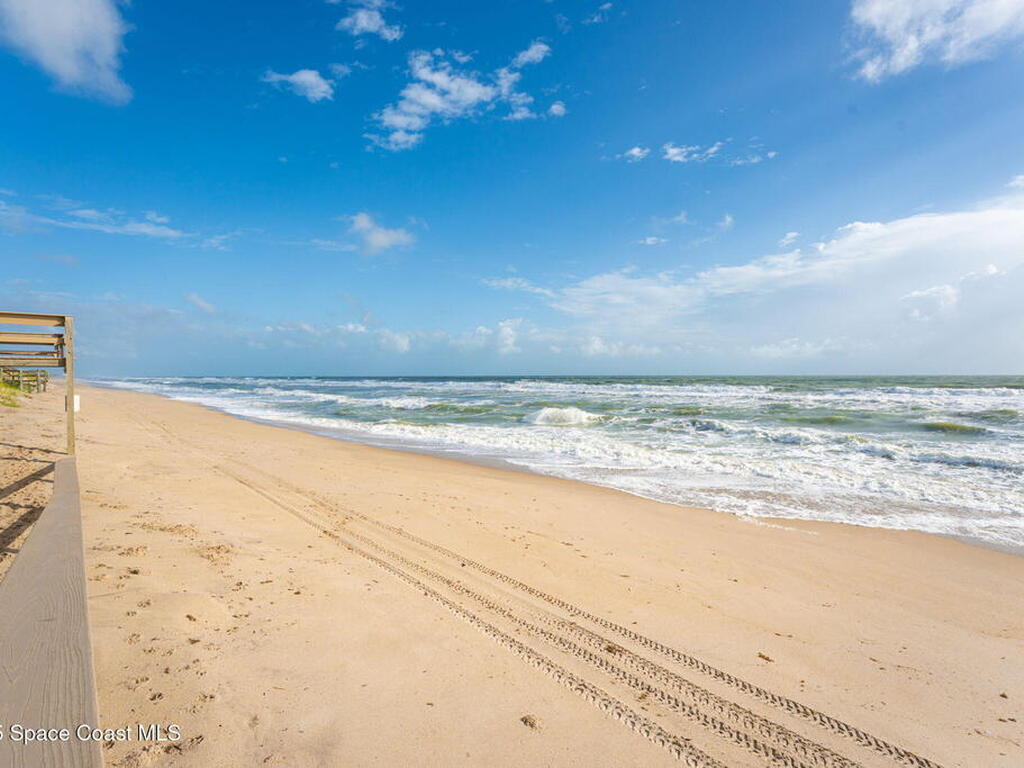 235 Loggerhead Drive, Melbourne Beach, FL 32951