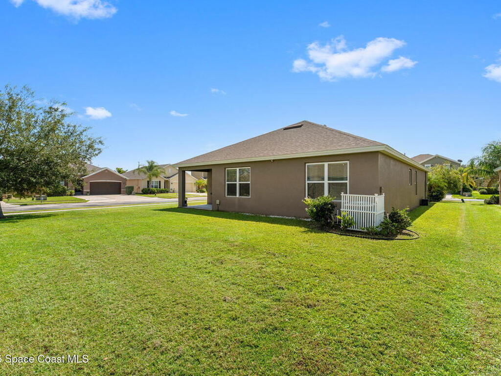 4630 Amaca Bay Lane, Melbourne, FL 32935