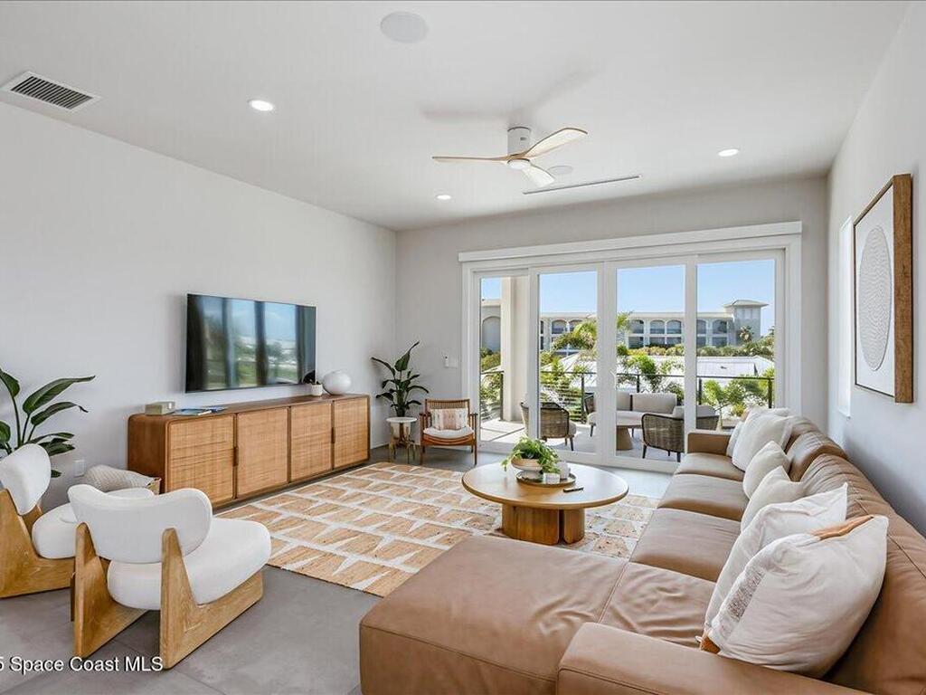 2050 S Atlantic Avenue, Cocoa Beach, FL 32931