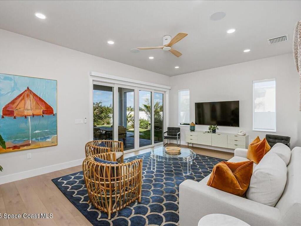 2050 S Atlantic Avenue, Cocoa Beach, FL 32931