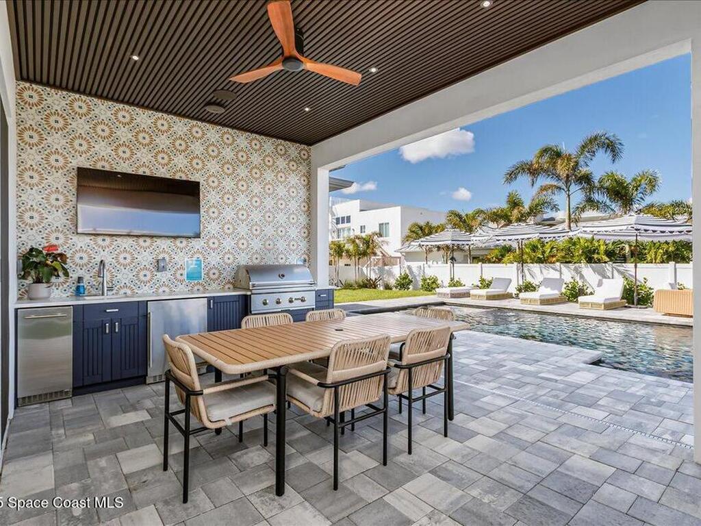 2050 S Atlantic Avenue, Cocoa Beach, FL 32931