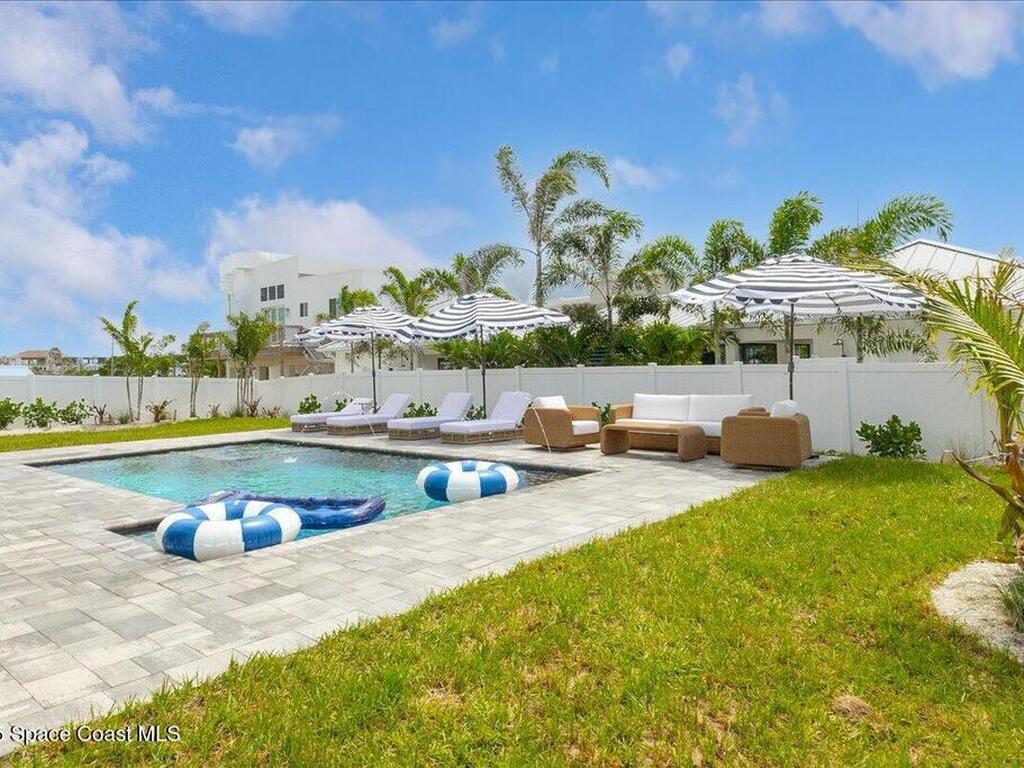 2050 S Atlantic Avenue, Cocoa Beach, FL 32931