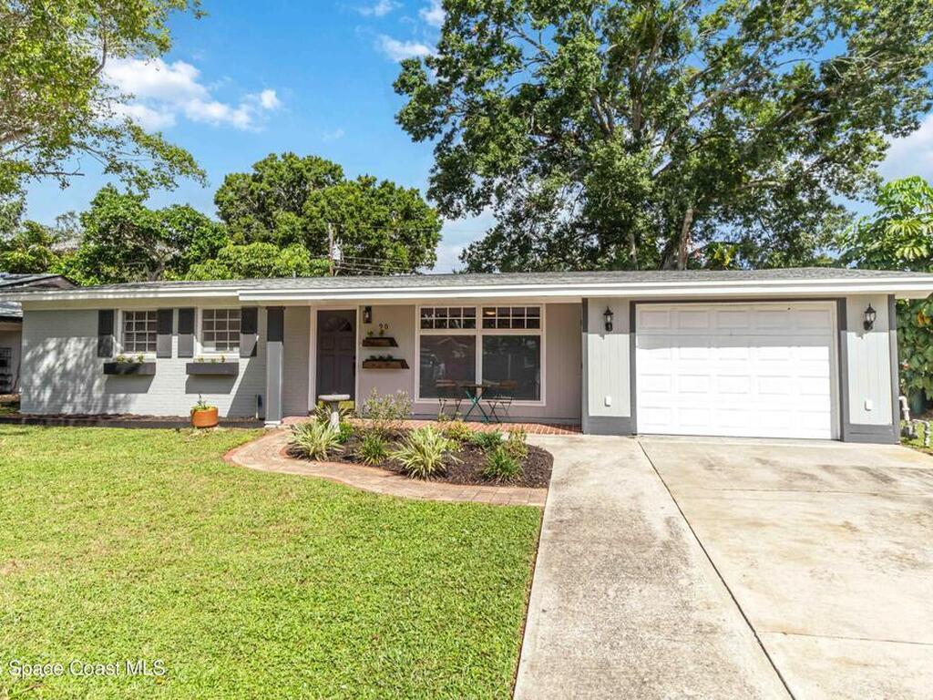 90 S Tropical Way, Merritt Island, FL 32952