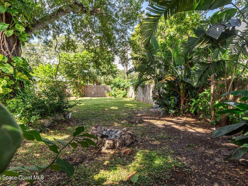 90 S Tropical Way, Merritt Island, FL 32952