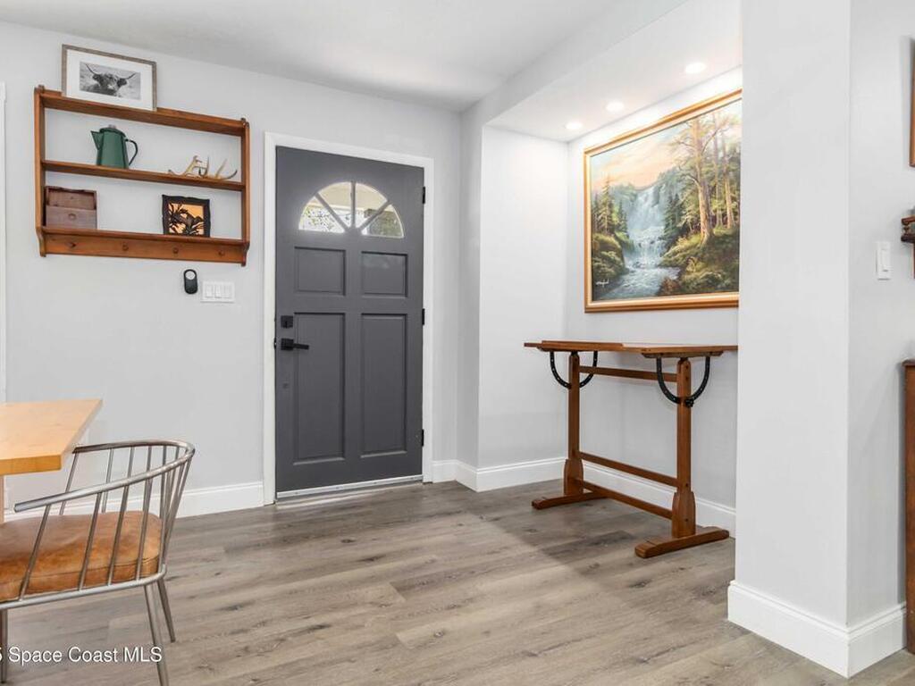 90 S Tropical Way, Merritt Island, FL 32952