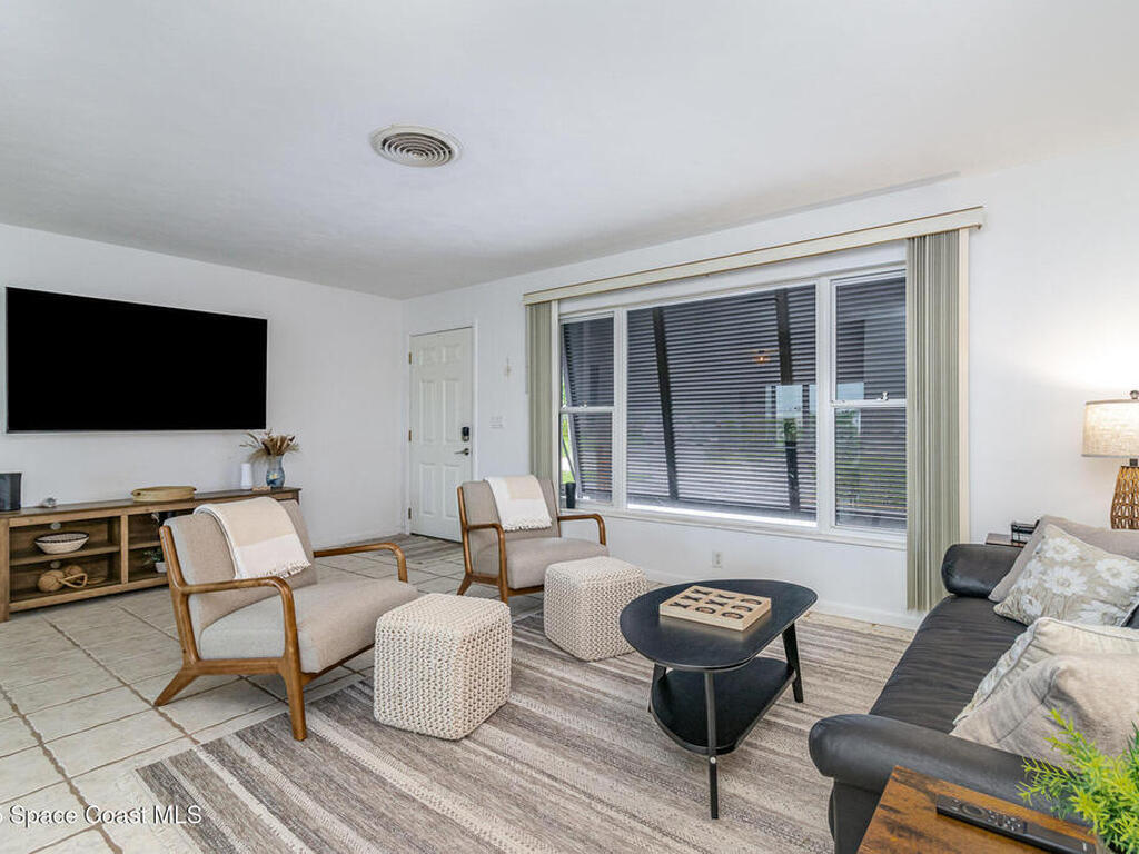 107 Deleon Road, Cocoa Beach, FL 32931