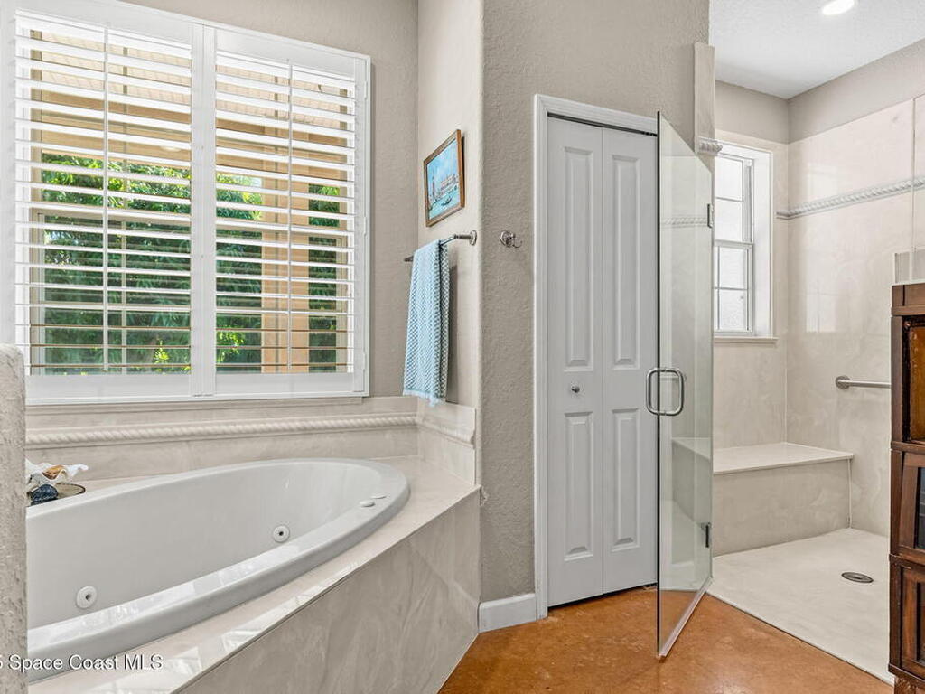 890 Newfound Harbor Drive, Merritt Island, FL 32952