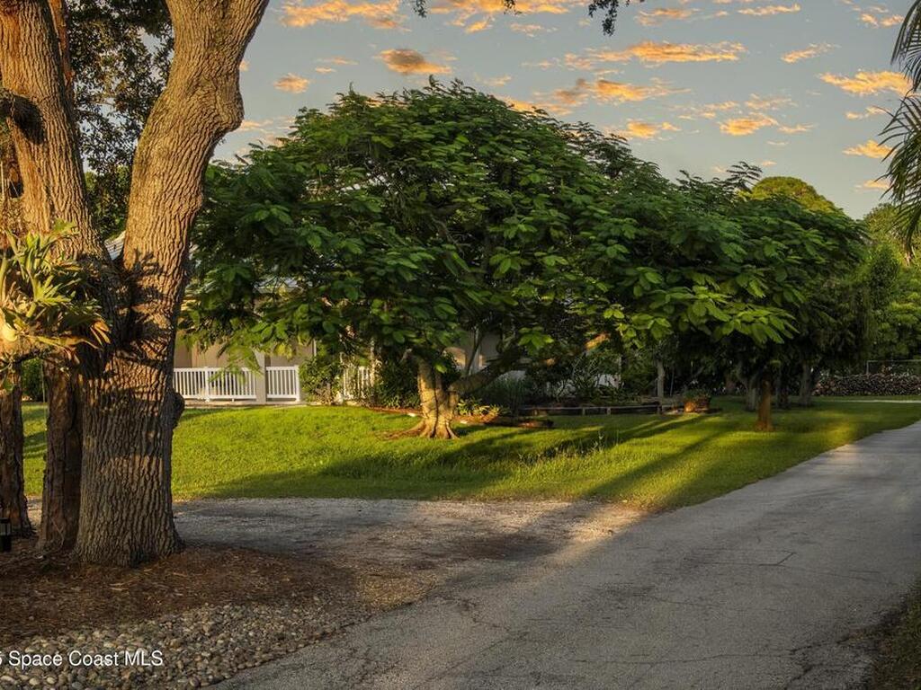 890 Newfound Harbor Drive, Merritt Island, FL 32952