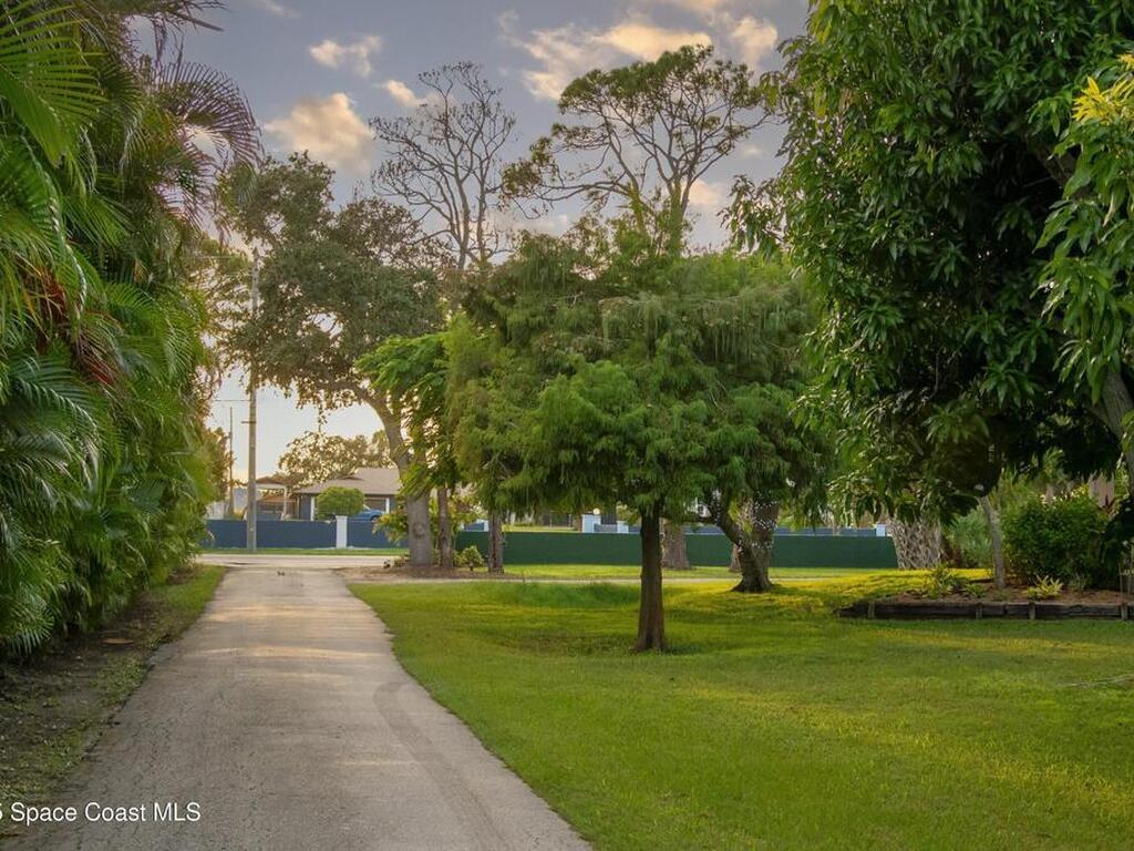 890 Newfound Harbor Drive, Merritt Island, FL 32952