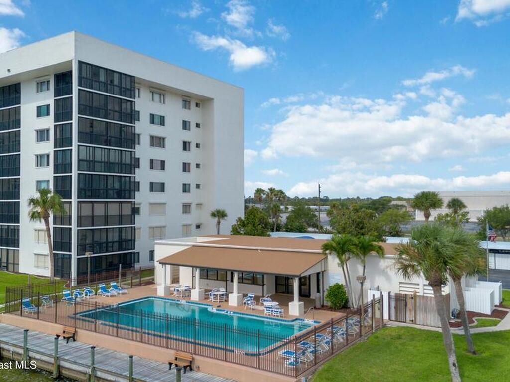 200 S Sykes Creek Parkway, Merritt Island, FL 32952