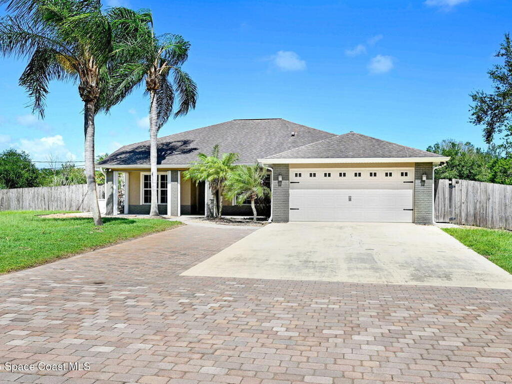 5490 Cangro Street, Cocoa, FL 32926