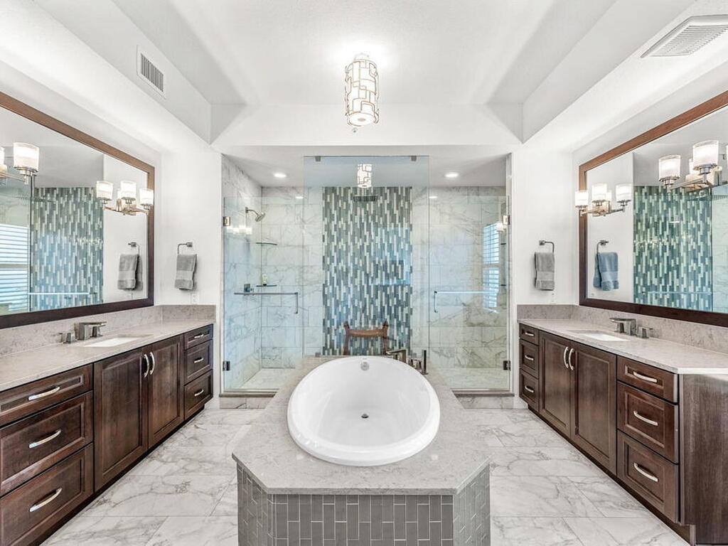 1725 N Highway A1A, Indialantic, FL 32903