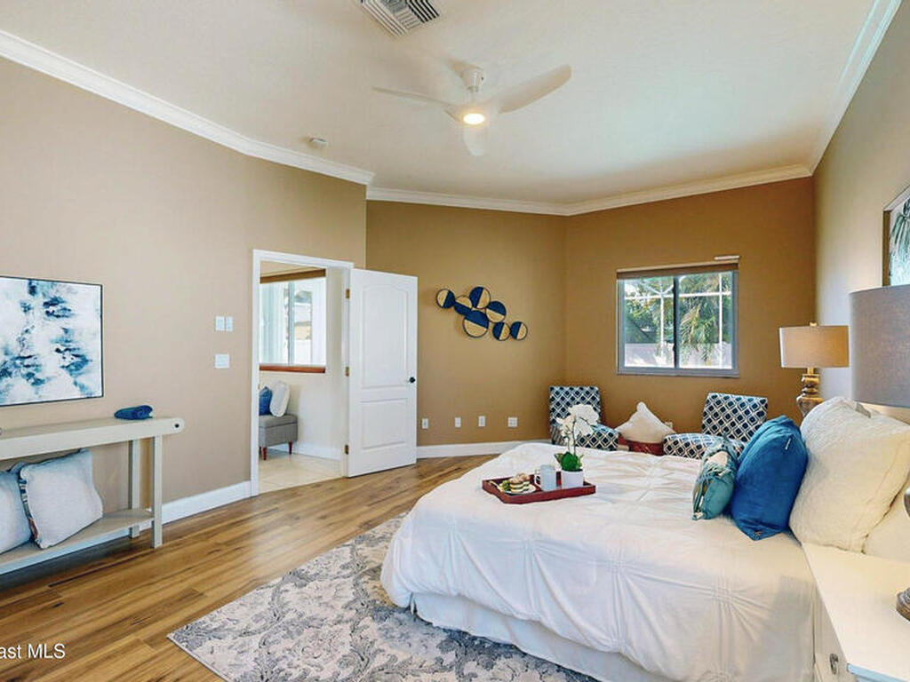 378 S Brevard Avenue, Cocoa Beach, FL 32931