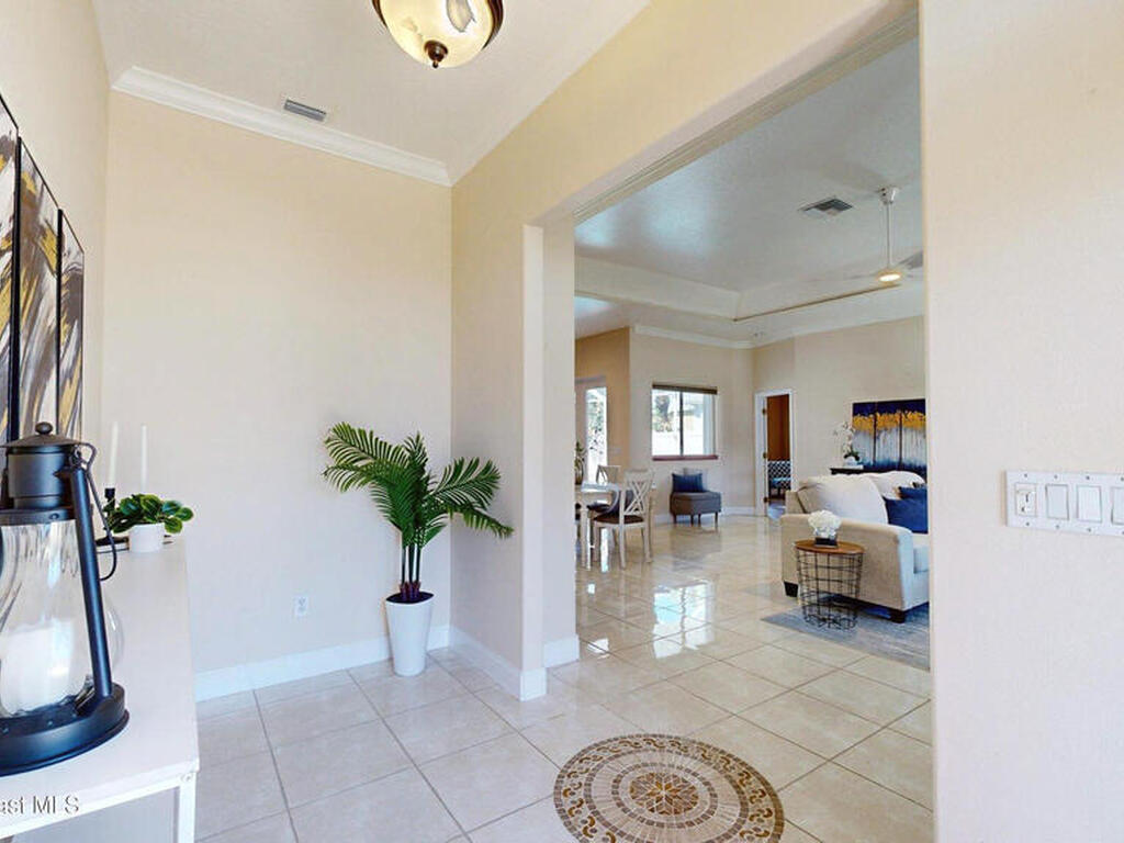 378 S Brevard Avenue, Cocoa Beach, FL 32931