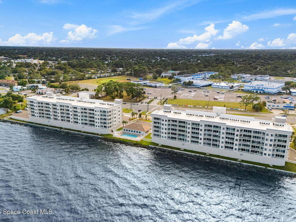 1825 Riverside Drive, Titusville, FL 32780