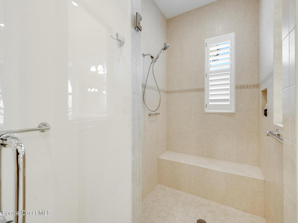 409 S Palm Island Circle, Indian River Shores, FL 32963